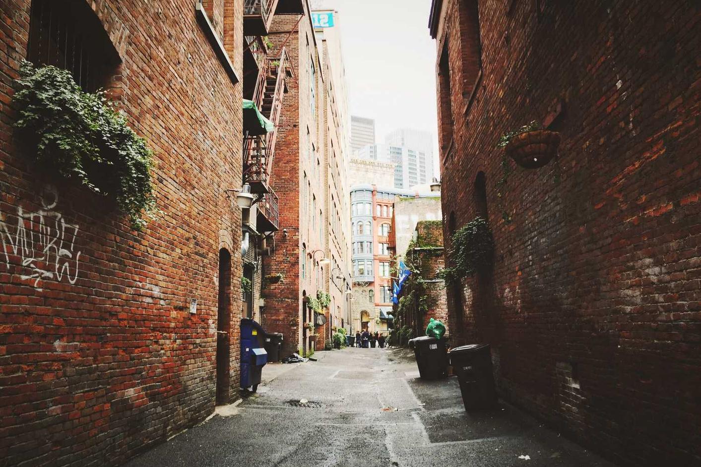 چالش‌های جذب دانش‌آموزان به دنیای کتاب